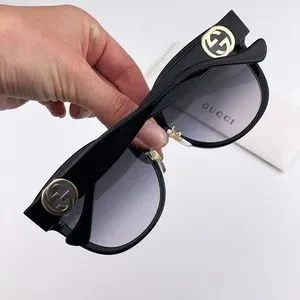 Gucci GG1028SK 006 Sunglasses Black Grey Gradient Square Women NEW Gucci GG1028SK 006 Black Grey Gradient Square Women  main image 3